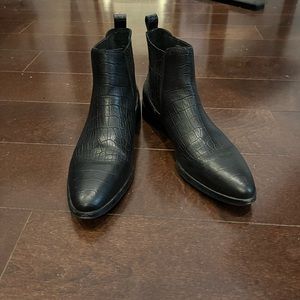 Vince Camuto Black Snakeskin Pointed Toe Ankle Booties